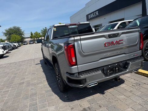 Used 2023 GMC Sierra 1500 AT4 w/ AT4 Preferred Package AWD/4WD image 8