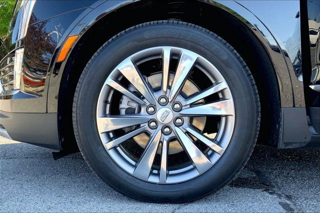 Used 2025 Cadillac XT5 Premium Luxury AWD/4WD image 8