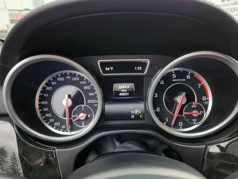 Used 2016 Mercedes-Benz GL 63 AMG 4MATIC image 9