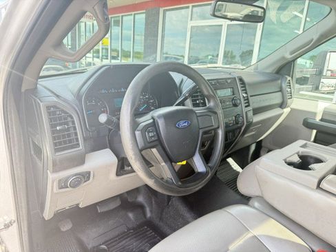 Used 2019 Ford F250 XL image 23