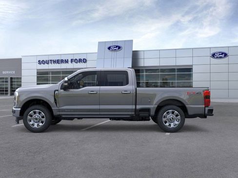 New 2026 Ford F250 Lariat w/ Lariat Ultimate Package image 3