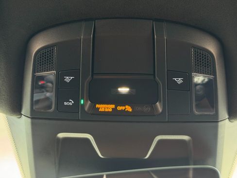 Used 2025 Porsche 911 GTS image 38