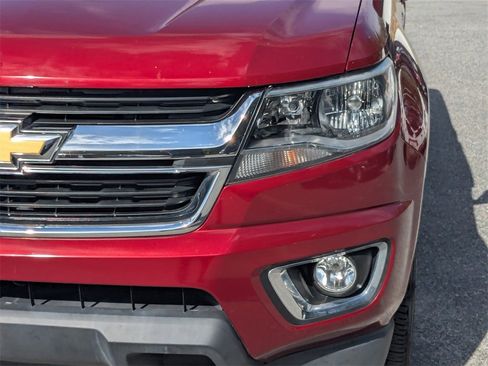 Used 2019 Chevrolet Colorado LT w/ LT Convenience Package image 10