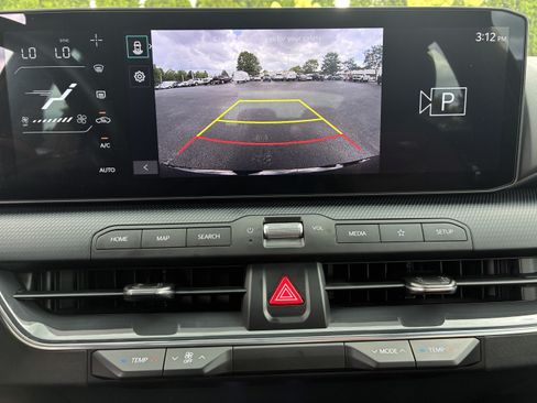 Used 2025 Kia K4 GT-Line w/ GT-Line Premium Package FWD image 32