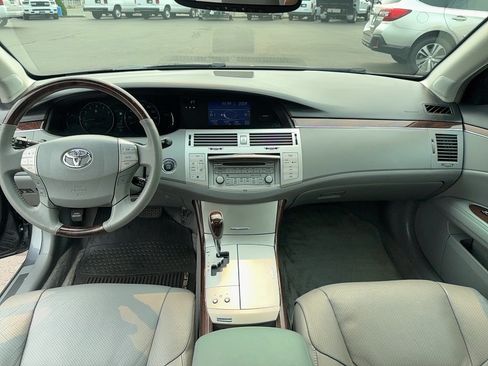 Used 2008 Toyota Avalon Limited FWD image 17