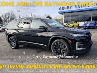 Used 2023 Chevrolet Traverse RS