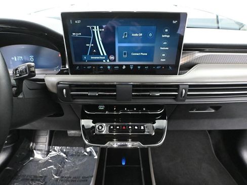 Used 2024 Lincoln Corsair Reserve image 30