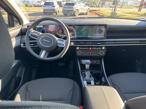 New 2026 Hyundai Tucson SEL image 18