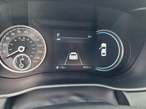 Used 2023 Genesis G70 2.0T image 10