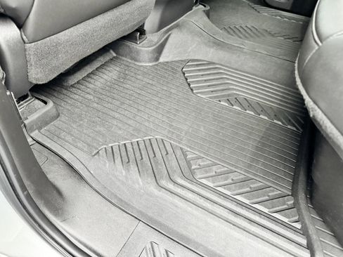 Used 2020 Chevrolet Silverado 1500 RST w/ All-Star Edition image 15