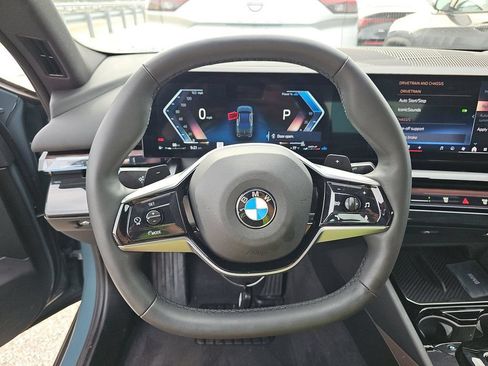Used 2026 BMW 540i xDrive w/ Premium Package AWD/4WD image 19