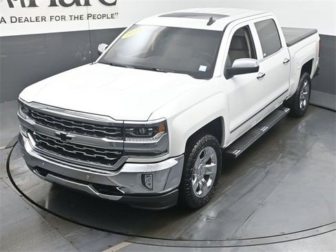 Used 2018 Chevrolet Silverado 1500 LTZ w/ Sport Package image 43