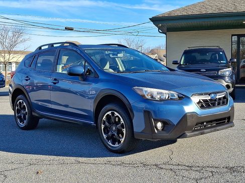 Used 2021 Subaru Crosstrek 2.0i Premium image 6