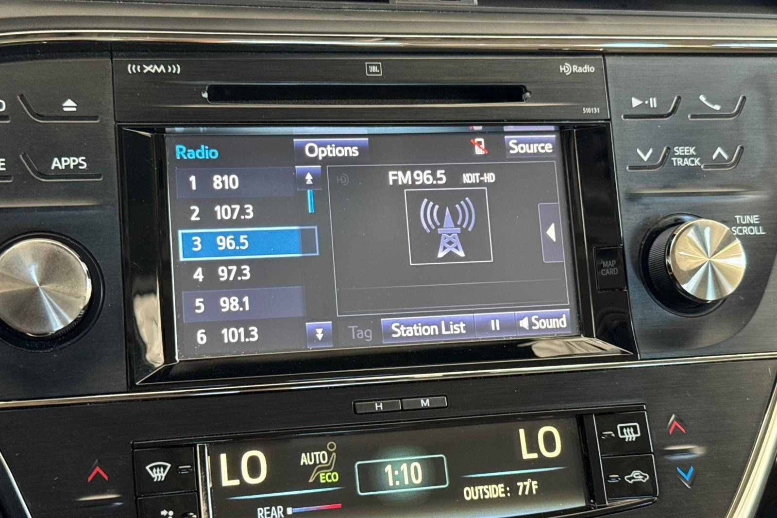 Used 2016 Toyota Avalon Limited FWD image 24