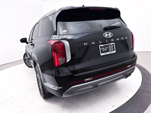Used 2023 Hyundai Palisade Limited image 9