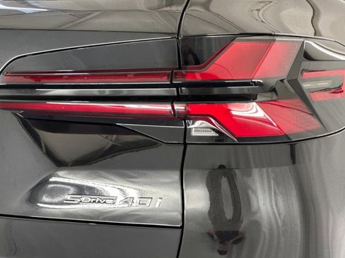 New 2026 BMW X5 sDrive40i w/ Premium Package image 12