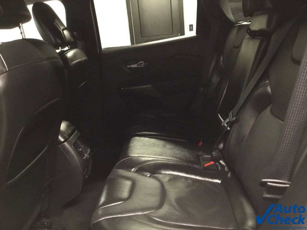 Used 2020 Jeep Cherokee Limited AWD/4WD image 31
