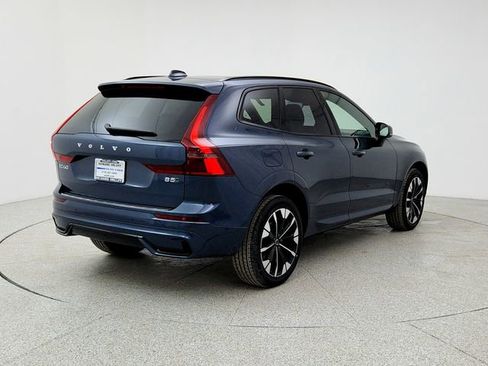 New 2026 Volvo XC60 B5 Plus w/ Climate Package image 5