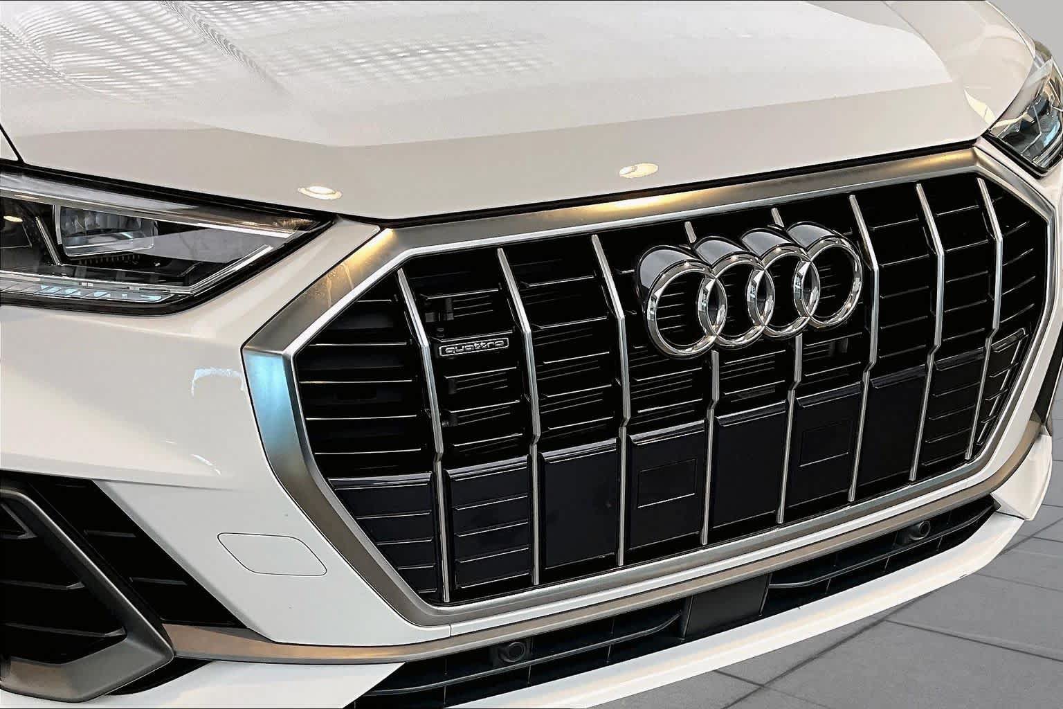 Certified 2024 Audi Q3 2.0T Premium w/ Convenience Package AWD/4WD image 32