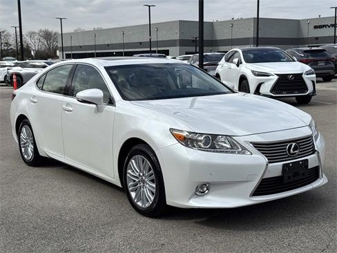 Used 2014 Lexus ES 350 w/ Luxury Package image 3