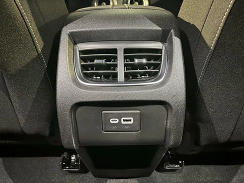 Used 2025 Chevrolet Blazer LT FWD image 14