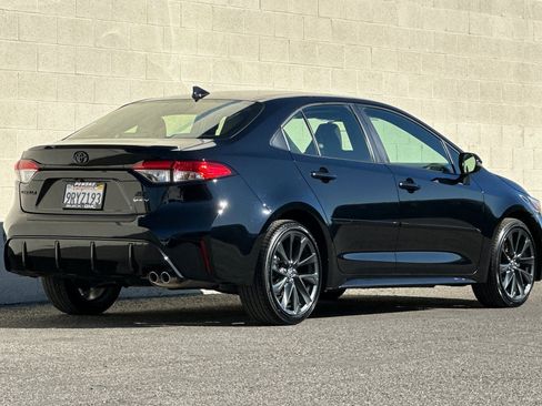 Used 2025 Toyota Corolla SE image 4