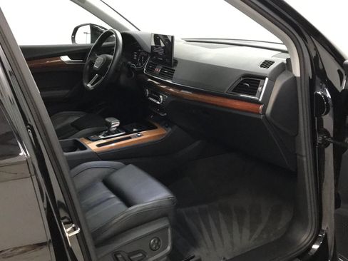 Used 2023 Audi Q5 2.0T Premium Plus w/ Premium Plus Package AWD/4WD image 17