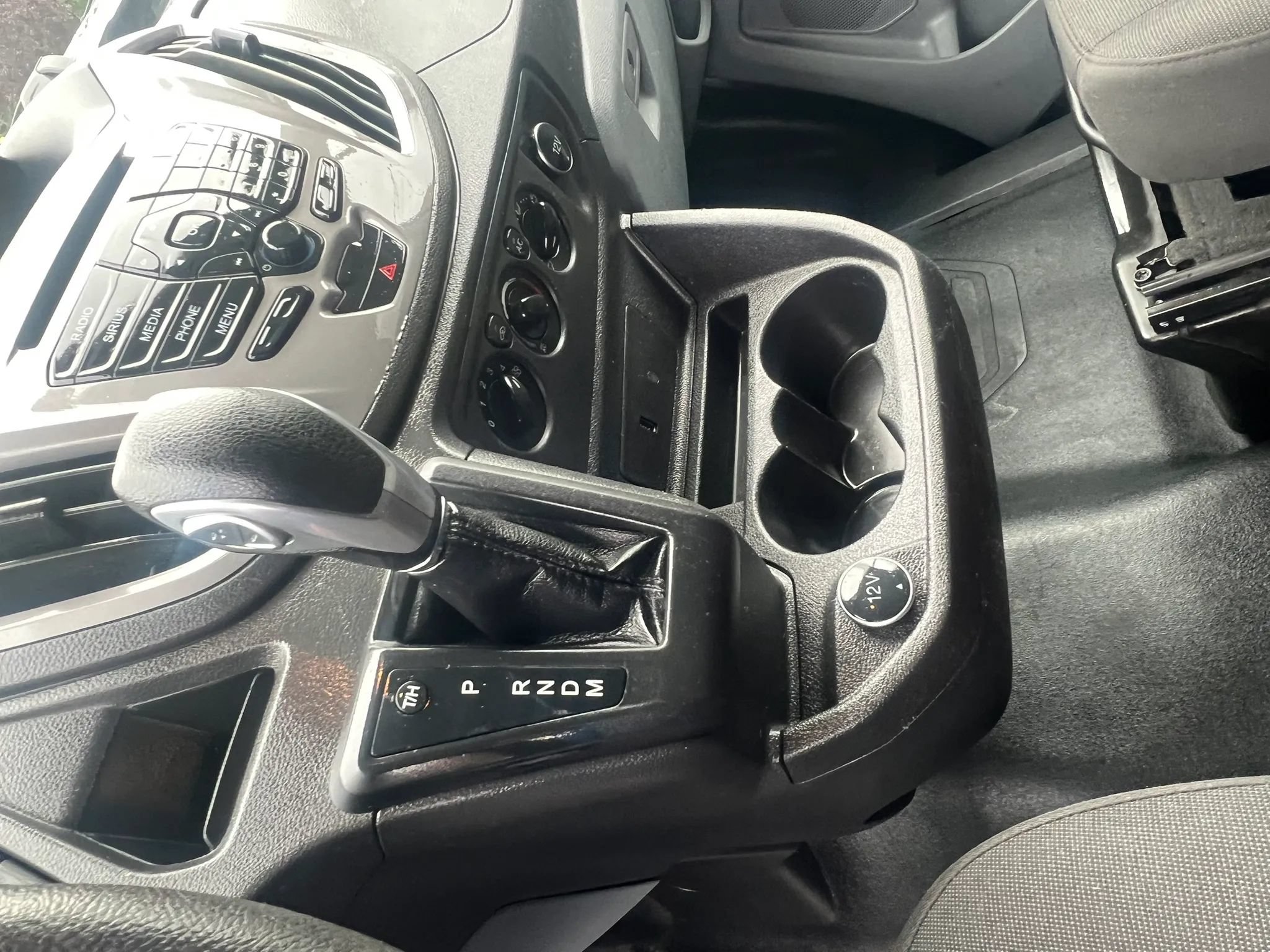 Used 2019 Ford Transit 350 XLT RWD image 16