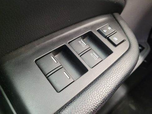 Used 2018 Honda Pilot LX image 27