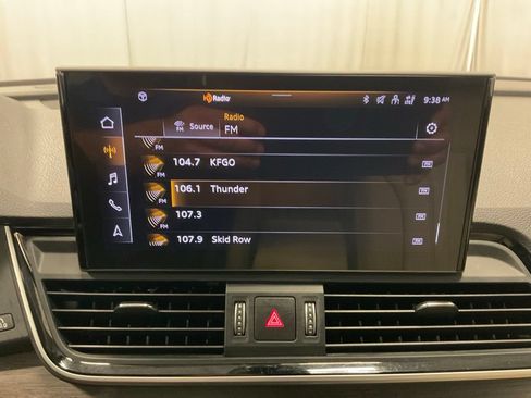 Used 2024 Audi Q5 2.0T Premium Plus AWD/4WD image 22
