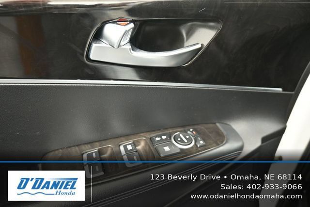 Used 2017 Kia Sorento AWD image 24