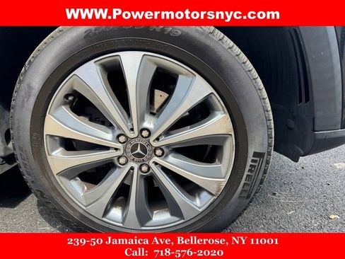 Used 2020 Mercedes-Benz GLE 350 4MATIC w/ Premium Package image 19