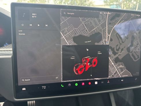 Used 2021 Tesla Model S Plaid image 22