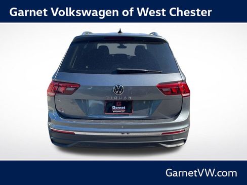 Certified 2023 Volkswagen Tiguan SE FWD image 4