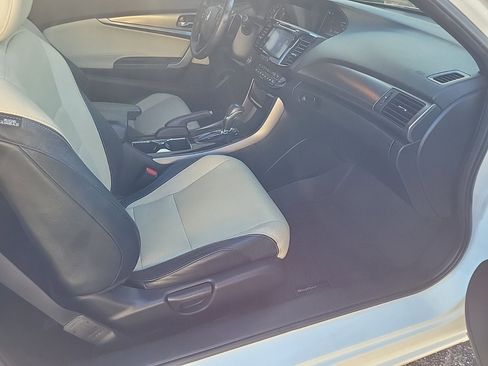 Used 2016 Honda Accord EX-L image 11