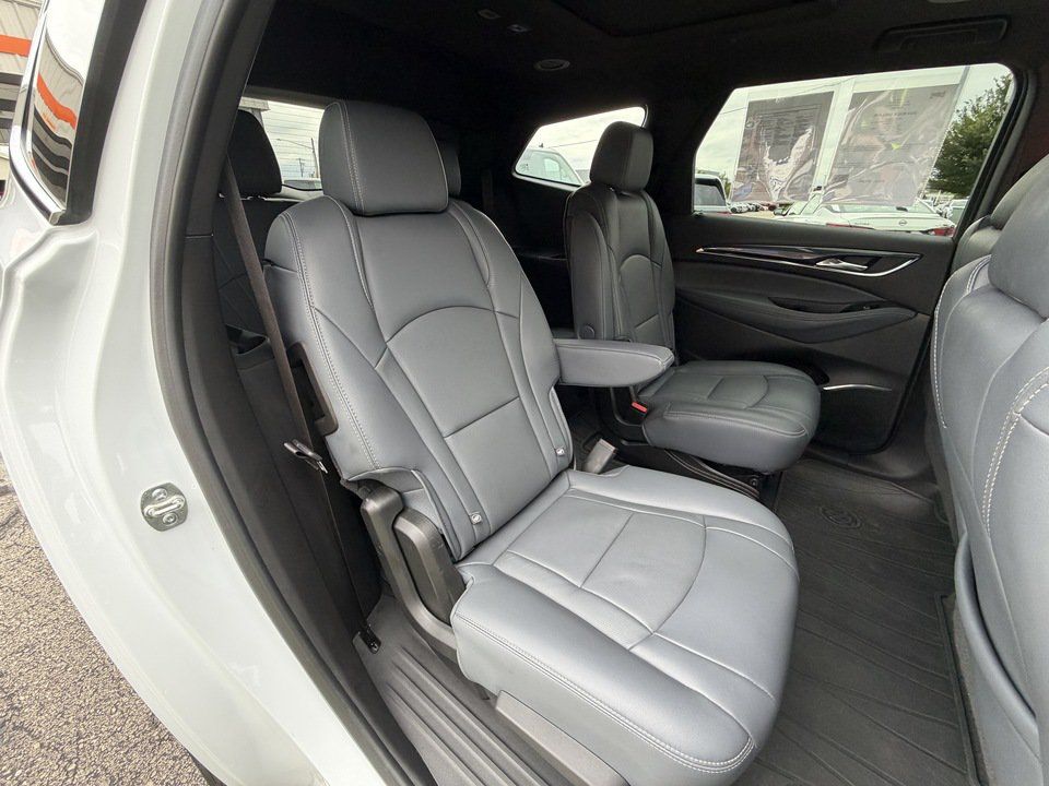 Used 2024 Buick Enclave Premium w/ Experience Buick Package AWD/4WD image 27