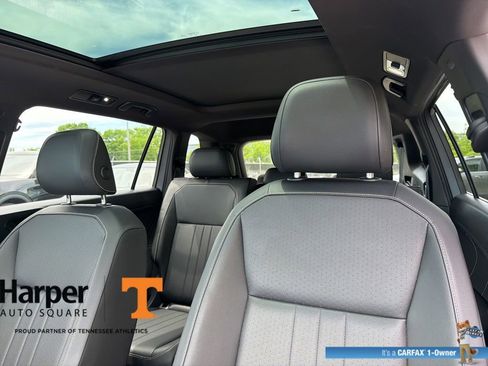 Certified 2023 Volkswagen Tiguan SE R-Line FWD image 12