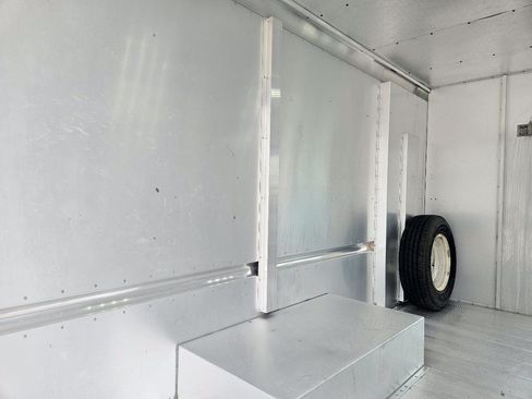 Used 2015 Ford E-350 and Econoline 350 Super Duty w/ A/C Prep Package RWD image 16