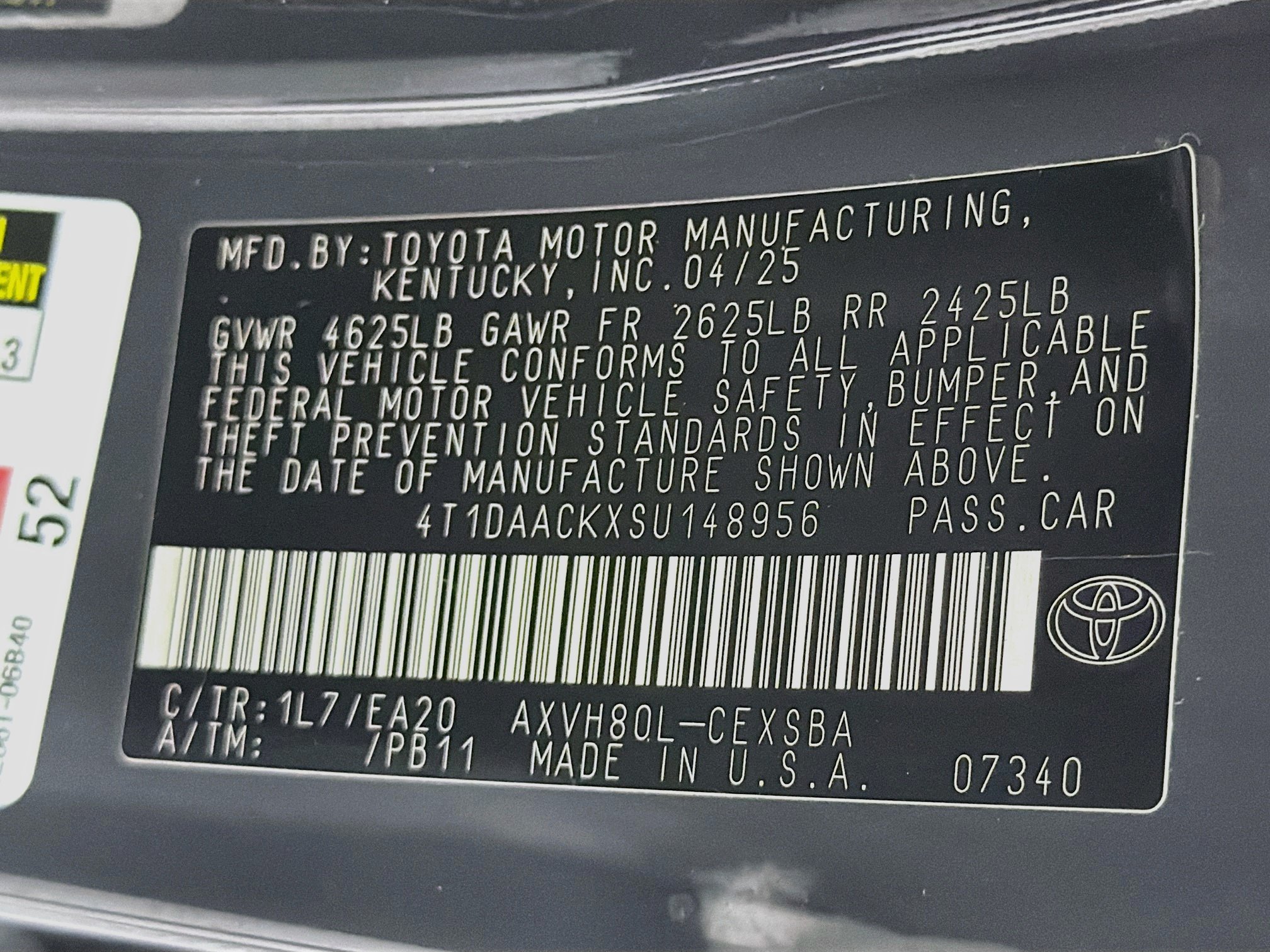 Used 2025 Toyota Camry SE FWD image 12