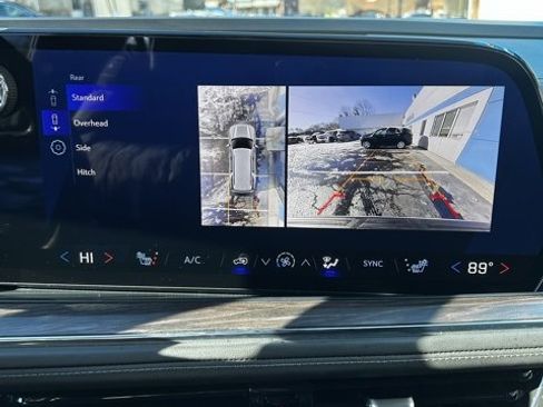 Used 2025 Chevrolet Tahoe Z71 image 37