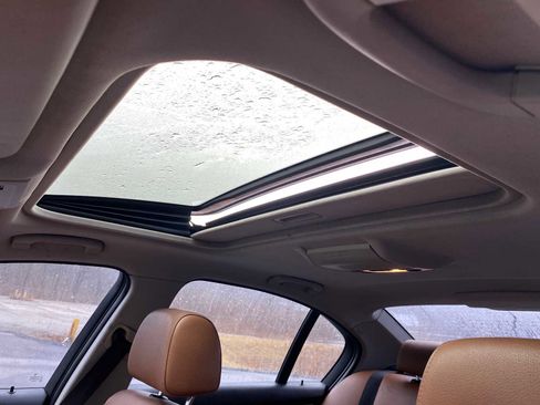 Used 2011 BMW 328i xDrive 328i xDrive image 21