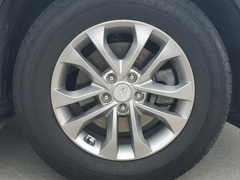 Used 2020 Hyundai Santa Fe SEL FWD image 7