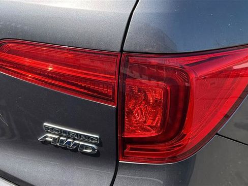 Used 2017 Honda Pilot Touring image 14
