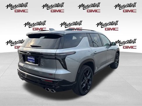Used 2024 Chevrolet Traverse RS w/ LPO, Floor Liner Package image 5