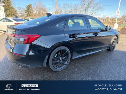 Used 2023 Honda Civic Sport image 6