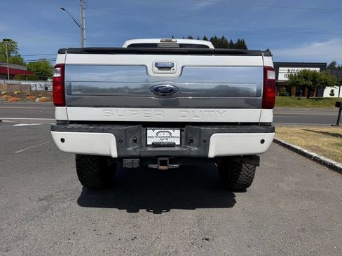 Used 2014 Ford F250 Platinum AWD/4WD image 4