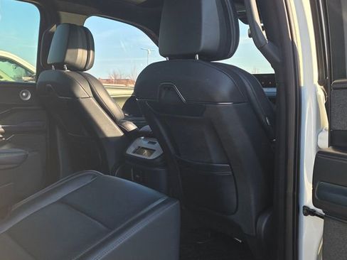 Used 2025 Lincoln Navigator L Reserve w/ Jet Appearance Package image 44