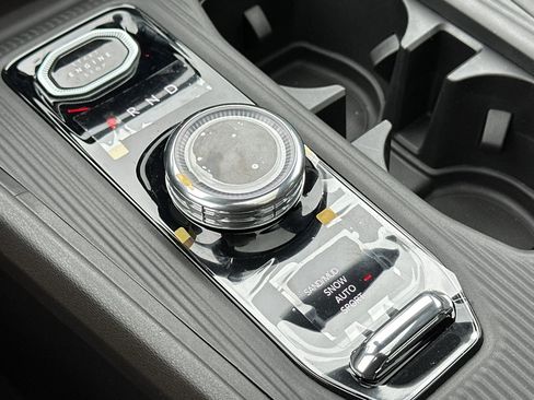 New 2026 Jeep Cherokee Limited image 23