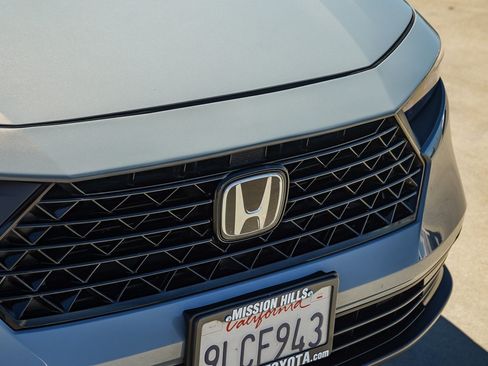 Used 2024 Honda Accord Sport image 10