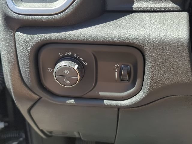 New 2026 RAM 3500 Big Horn AWD/4WD image 25